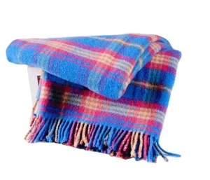 Factory Directly Supply 100% Wool China Woven Throw Blankets Raschel Pattern Solid Color Winter Gift for Home Use