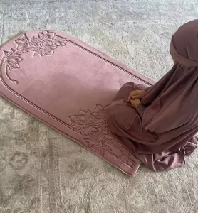 Factory Islamic Prayer Supplies High Quality Embroidery Prayer Rug Muslim Islam Prayer Mat