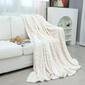 Factory Knitted Embroidered New Cotton Velvet Custom Soft Bed Blankets for Sofa Office or Autumn Winter Use