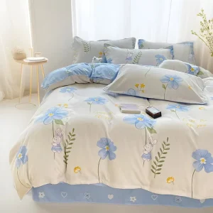 Factory Pre Wash Cotton Bedding Sets Soft and Skin Friendly Floral Pattern Duvet Cover Customizable for Home Use