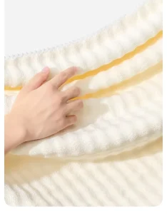 Factory Price Bath Towels 85% Polyester 15% Polyamide Coral Fleece Solid Dyed Style Bath Towel