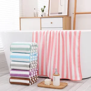 Factory Price Customized New Arrival Oversized Microfiber Pink White Striped Hotel Beach Towels