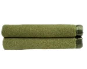 Factory Recycled Woven Raschel Blanket Solid Olive Green Blending Material Heated Wearable Four Seasons Use Plain for Travel
