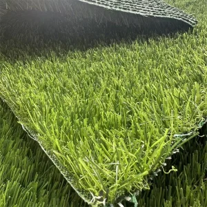 Factory Sell 40mm Pile Height Synthetic Turf Green Landscaping Artificial Grass Green Carpet for Home Garden