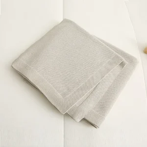 Factory Unisex 100% Cotton Bedding Knit Blanket Soft Knit Solid Pattern Home Decoration Knitted Blankets