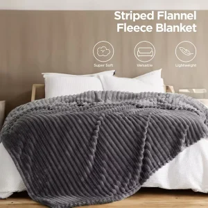 Flannel Blanket Soft Furry Bed Throw with Printed Animation Cover for Home Use on Christmas Sofa or Couch