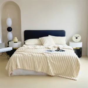 Flannel Blanket Warm Thickened Coral Fleece Quilt Office Milk Fleece Nap Blanket Rabbit Plush Throw Blanket