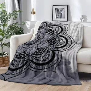 Flannel Fleece Blanket Super Soft Solid Color Large Warm Breathable Anti Pilling Bulk Throw for Bed Sofa OEM Custom