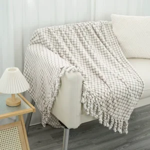Fleece Throw Blanket Soft Cozy and Fluffy for Couch and Bed Lightweight Luxury Flannel with Geometric Grid Design