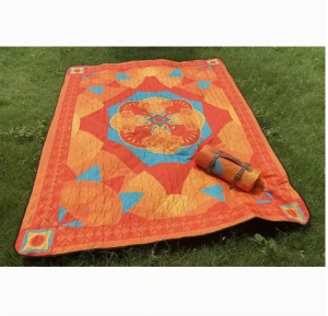 Foldable Waterproof Picnic Mat Thickened Outdoor Camping Beach Blanket with Portable Carry Strap for Picnic Park & Travel