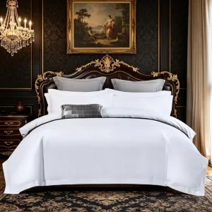 Four Piece Comforter Set Thickened Skin Friendly Pure Cotton Bed Sheets Duvet Covers for Hotels Homestays Breathable All Season