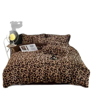 Four Piece Thick and Warm Bedding Set Machine Washable Bedding