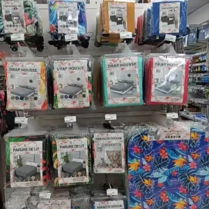French Polynesia Supermarkets Retail Stores Home Textiles Fitted Flat Sheets Bath Curtain Towels Curtain Partner In-Store Photos