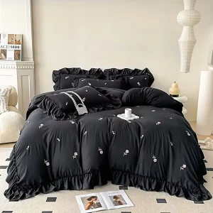 French Princess Style Washed Cotton Four Piece Bedding Set Rose Embroidery Design Lace Edge Duvet Cover Sanding 300TC