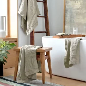GOTS Biodegradable Pure Linen Bath Towel Stone Washed Linen Sheets OEKO TEX Anti bacterial Easy Dry Towel