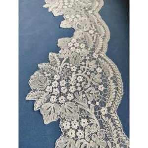 Girls Narrow Stripe Sheer Embroidered Knitted Fabric 100% Polyester Custom Width Weight for Dresses Home Textiles In Stock