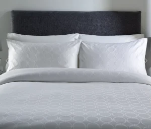 Good Quality T250 Long Staple Cotton White Circular Jacquard Hotel Bedding Sheets
