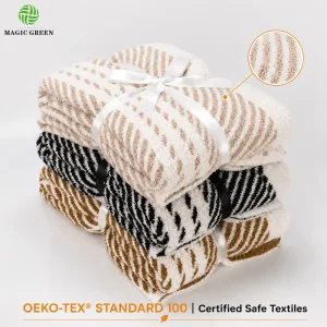 Green New Design Polyester Knitted Throw Blanket Knitted Throw Cozy Blanket for Home Use