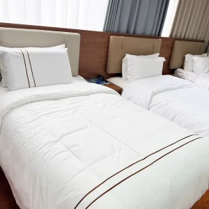 Guangzhou Factory Bed Linen Ultra Soft Smooth Bedding 100% Cotton Royal Hotel White Satin Duvet Covers Set