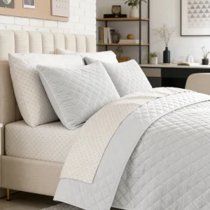 HONI Bespoke Service Transitional Weight 200GSM Luxury Hotel Quality Eco friendly GRS Comforter Set OEKO TEX Certified Global Source