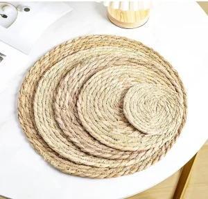 Handmade Natural Straw Round Woven Vintage European Style Table Dish Mat Fabric Place Mats for Home Use