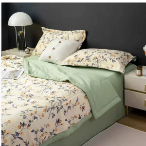 High King Size 4 Pcs All-Season Double-Sided Quilt Washed Brushed Fabric Embroidery Air Conditioning Bedding Set