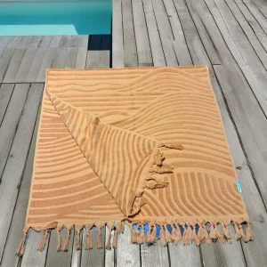High Quality Cotton Embossed Jacquard Custom logo Hotel Bath Beach Towel