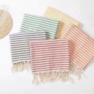 High Quality Cotton Yarn Dyed Ventilated Soft Water Uptake All-Season Modern Turkish Luxury Beach Towel Custom Towel