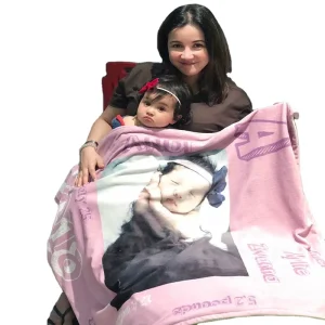 High Quality Custom Photo Plain Winter Fleece Throw Blanket with Christmas Pattern Super Soft Woven Design Lightweight Portable