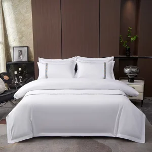 High Quality Customized Modern Luxury Hotel Bedding Set Premium Woven Polyester Eco Friendly Breathable All season 4 Piece
