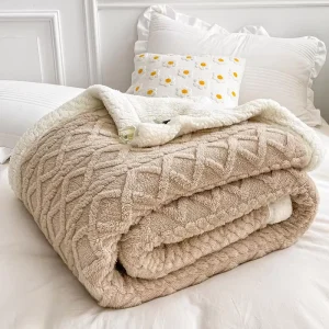 High Quality Double Thick Bed Blanket Super Soft Warm Baby Blanket for Winter for Travelling Camp