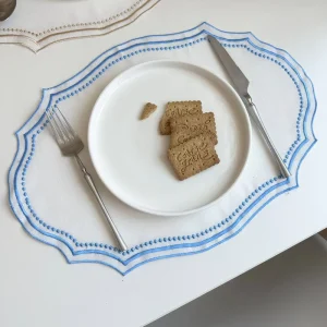 High Quality Embroidered Fabric Placemat Table Mat Household Washable Pads Polyester Placemats for Dining Table