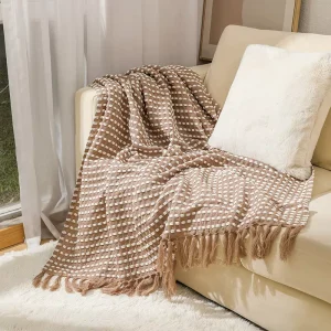 High Quality Lightweight Summer Furniture Set Acri Crochet Blanket with Cartoon Solid Pattern a Stylish Throw Blanket
