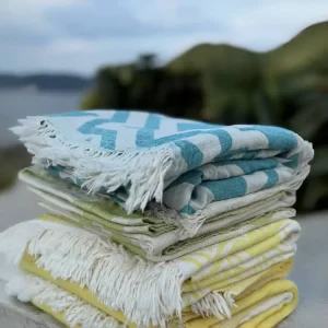 High Quality Lightweight Turkish Fouta Bath Towel Natural Material Colorful for Beach and Home