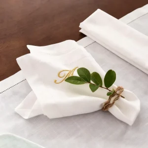 High Quality Linen Napkins Wedding Banquets Family Drawstring Perforated Napkins Placemats Custom Logos