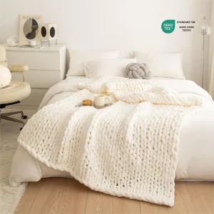 High Quality Luxury Eco Friendly Chenille Handmade Soft Yarn Chunky Knit Baby Throw Blanket for Sofa Bed Couch