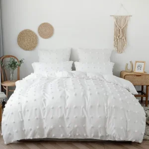 High Quality Luxury Solid Modern Super Soft Polyester Stitching Bedding Comforter Set with Pompom for Hospital & Home Use