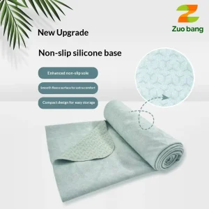 High Quality Non slip Skin friendly Antibacterial Yoga Blanket Towel Sweat absorbing Logo Silk screen Yoga Towel with Grip