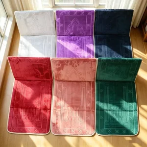 High Quality Prayer Rug Custom Size Colour Pattern Portable Travel Foldable Back Rest Islamic Prayer Mat with Backrest