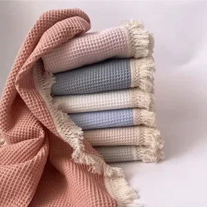 High Quality Soft Cotton Woven Waffle Multi Function Blanket with Tassels Breathable Kids Blanket with Comfortable Hand Feeling