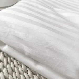 High Quality White Cotton 60s Yarn 330 Thread Counts Sateen Stripe Hotel Fitted Sheets