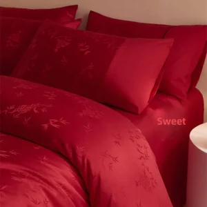 High-end Jacquard Twill Poly-cotton Wedding Four-piece Set Red Bridal Duvet Cover Sheets Fitted Sheet Bedding