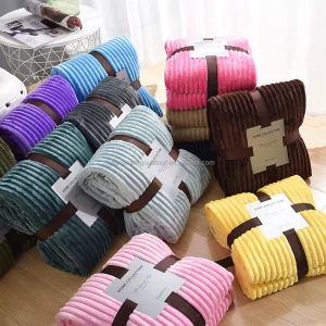 Home Textile Custom Flannel Oversize Blanket Velvet Soft Warm Portable Flannel Bedding Set