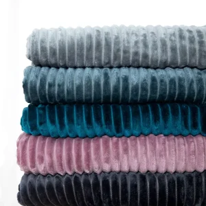 Home Textile Solid Weighted Warm Bed Flannel Blanket for Winter
