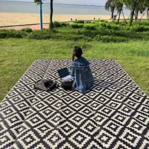 Hot Sell Outdoor Carpet Waterproof Reversible Durable Outdoor Patio Mat Poolside Garden Courtyard Pp Outdoor Rug