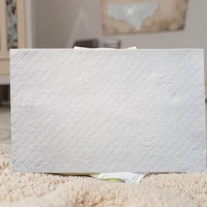 Hot Selling High Quality Super Soft 24Gsm Embossed Nonwoven Hot Air Material for Baby Diapers Raw Material