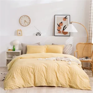 Hot Selling Solid Color Embroidered Four Piece Bedding Set Fitted Sheet Pillowcase Bed Skin Friendly Low Sensitivity
