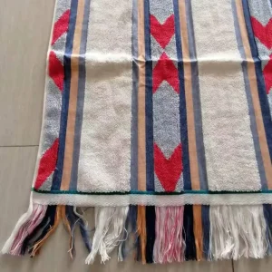 Hot Selling Thick Cotton Terry Loop Jacquard Beach Towel with Tassel Geometric Striped Pattern Softness Ensured