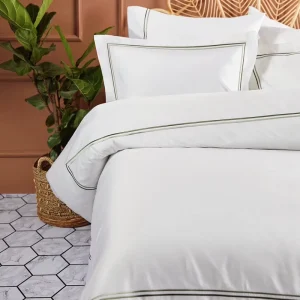 Hotel 4PCS Bedding Set Skin Friendly 100% Egyptian Cotton Embroidered Flat Sheet with Pillowcase