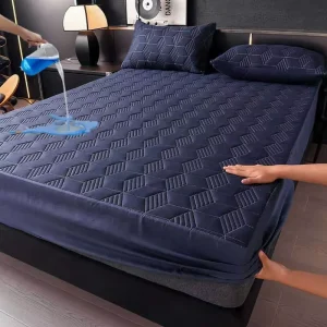 Hotel Family Hospital Waterproof Polyester Quilted Bedspread Mattress Protector Pillow Machine washable Anti slip Mattress Cover